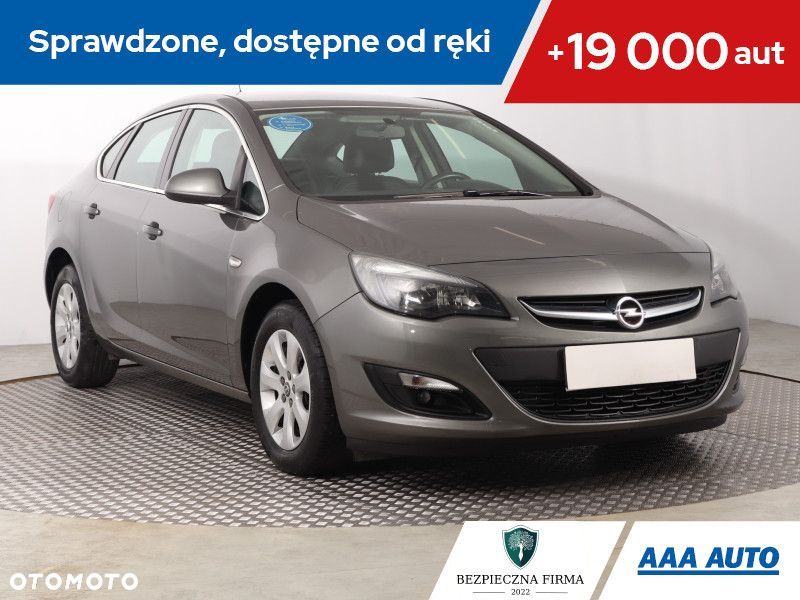 Opel Astra - 1