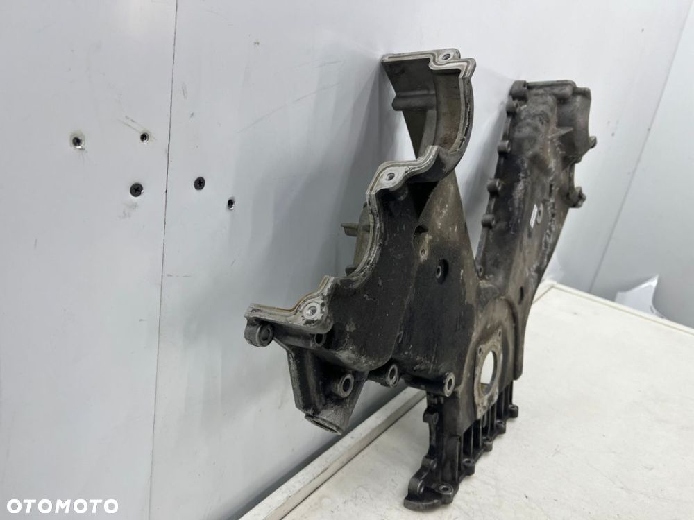 Obudowa rozrządu Porsche Cayenne 4.5 V8 pokrywa osłona - 2