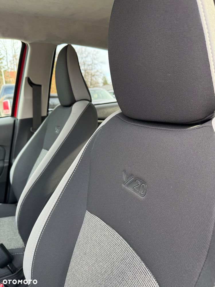 Toyota Yaris 1.5 Premium CVT - 10