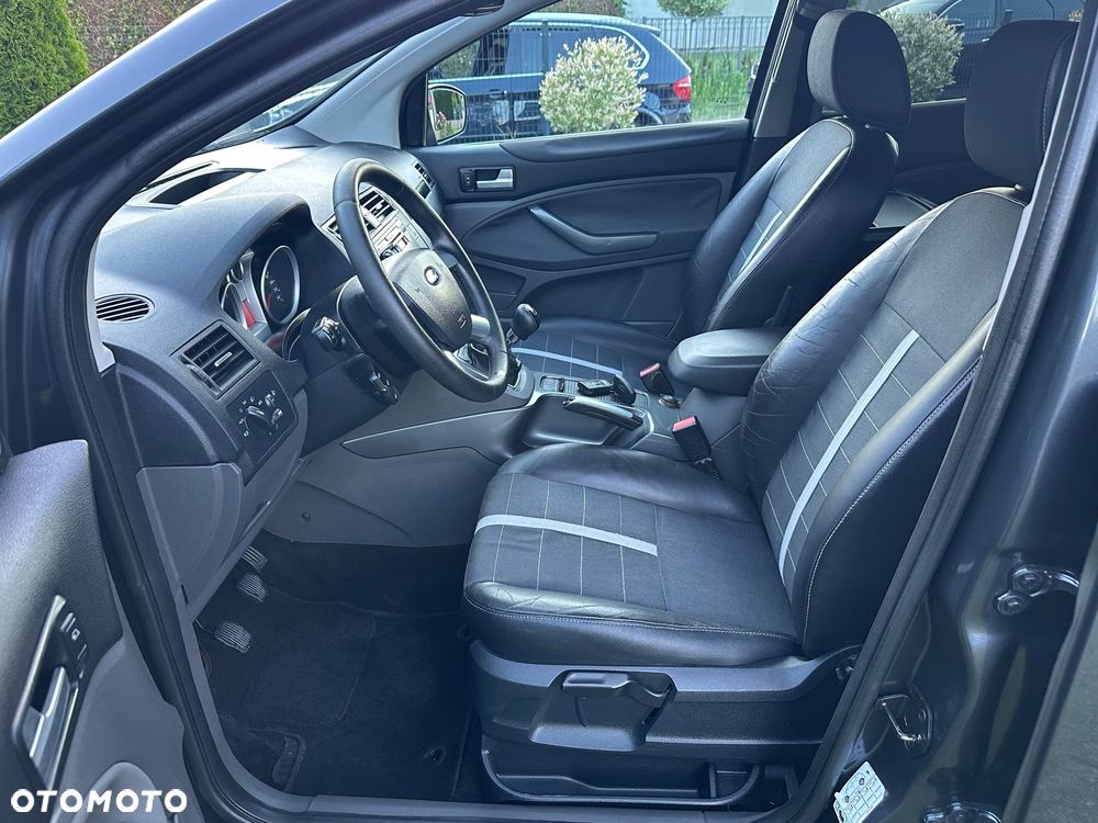 Ford Kuga 2.0 TDCi 4x4 Titanium - 30