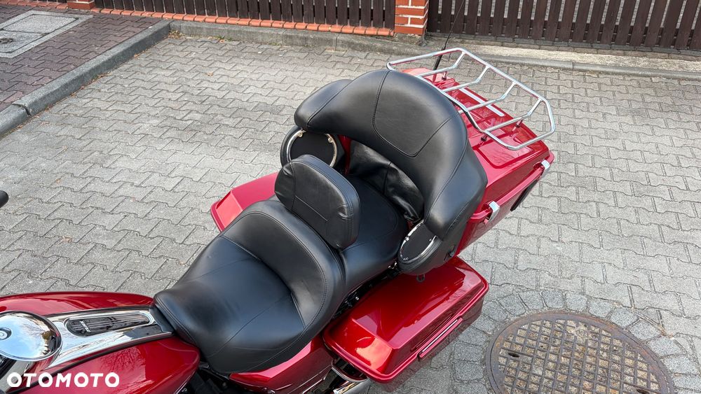 Harley-Davidson Touring Street Glide - 8