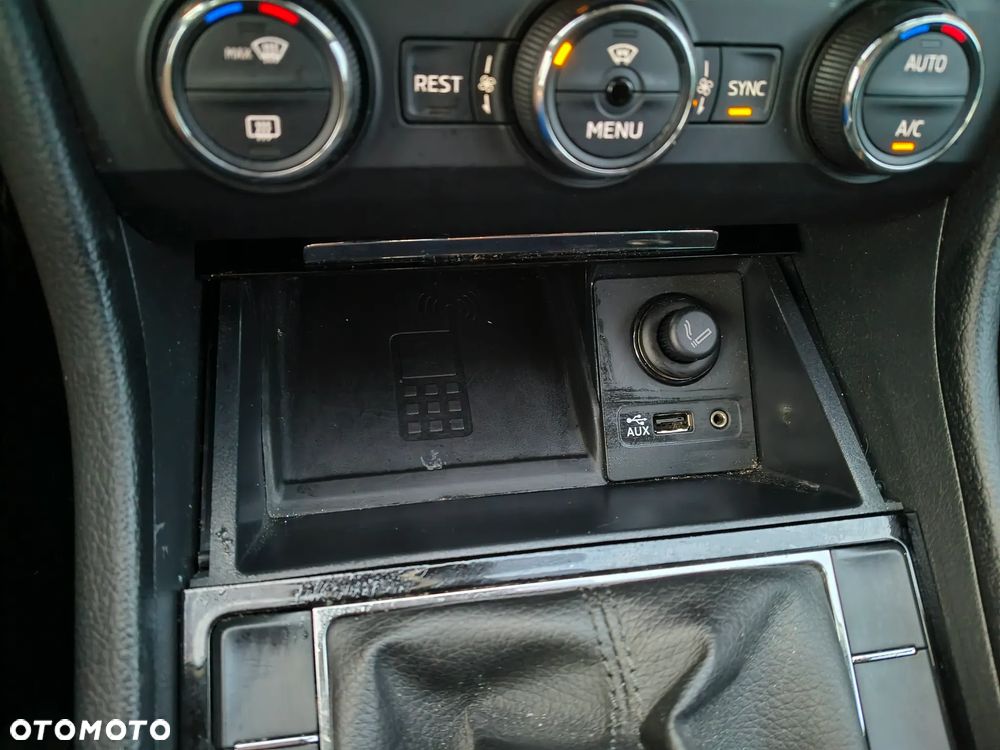 Skoda Superb 1.6 TDI Ambition - 16