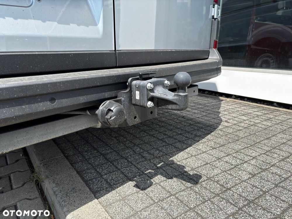 Volkswagen Crafter 35 2.0 TDI L4H3 4490 177KM AUTOMAT - 14