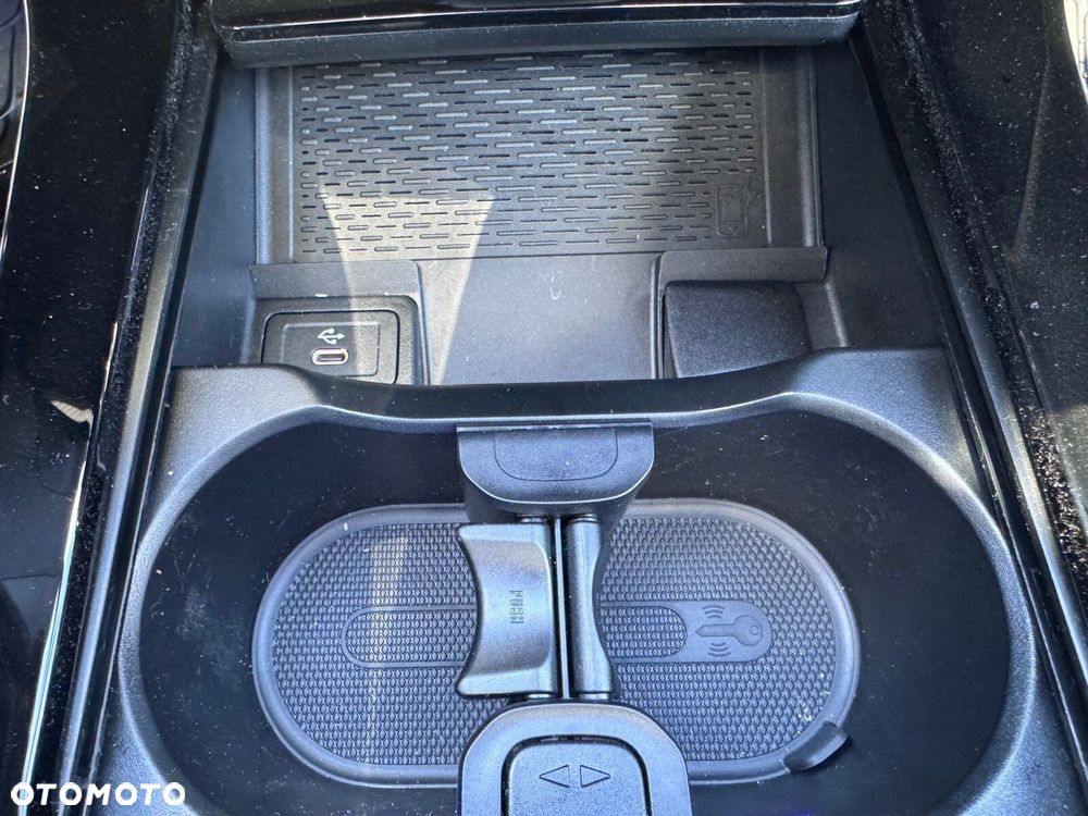 Mercedes-Benz CLA 220 d AMG Line 8G-DCT - 25