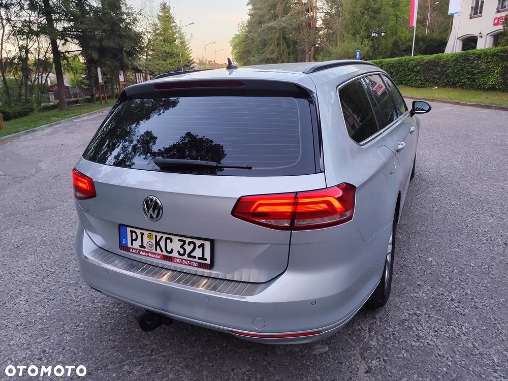 Volkswagen Passat 2.0 TDI (BlueMotion Technology) DSG Comfortline - 31