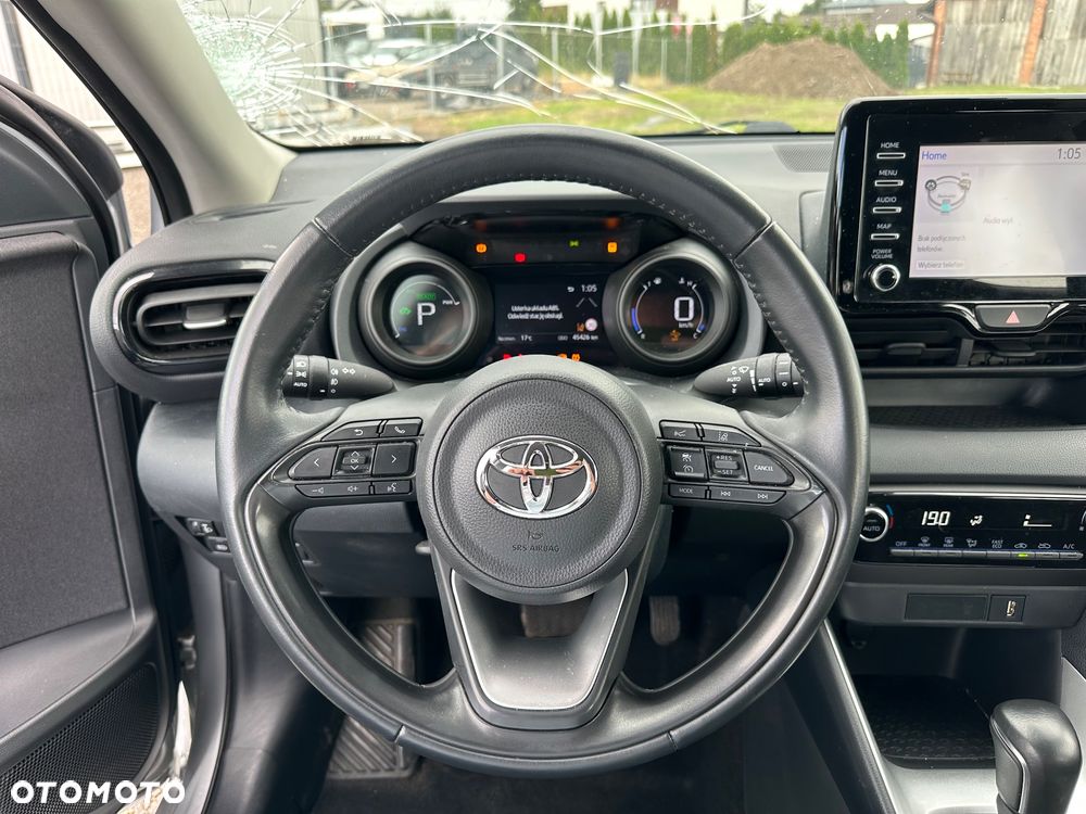 Toyota Yaris - 25
