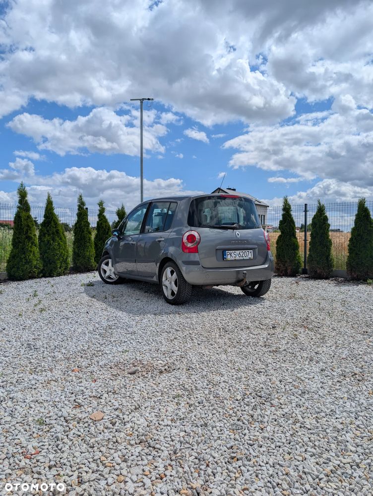 Renault Modus 1.6 16V Privilege - 15