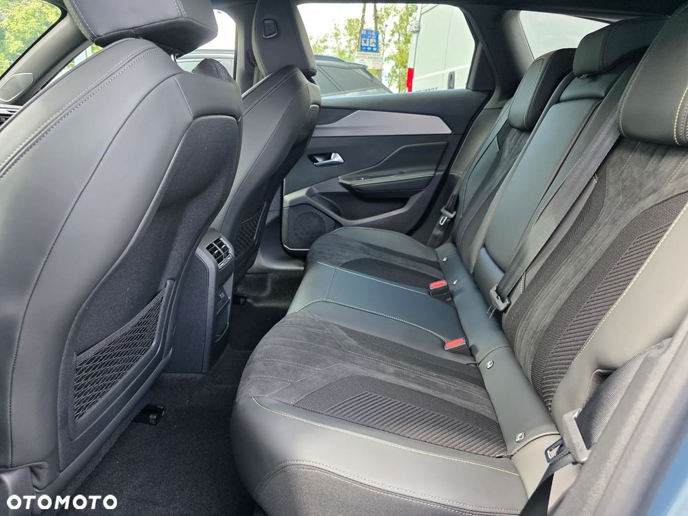 Peugeot 308 1.5 BlueHDi GT Exclusive S&S EAT8 - 21