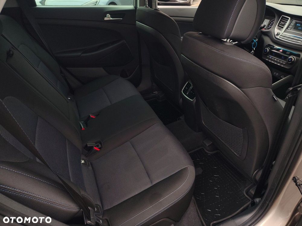 Hyundai Tucson 1.6 GDi Comfort 2WD - 26