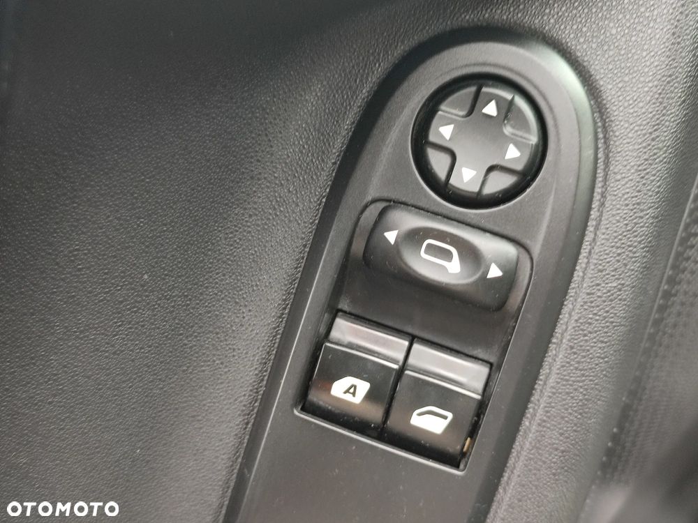 Citroën C3 1.6 BlueHDi Shine S&S - 21