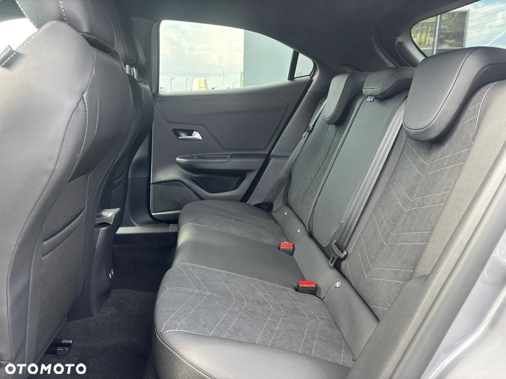 Opel Mokka 1.2 T mHEV GS S&S eDTC6 - 14