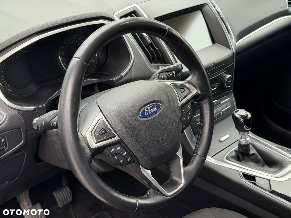 Ford Galaxy 1.5 EcoBoost S&S TITANIUM - 10