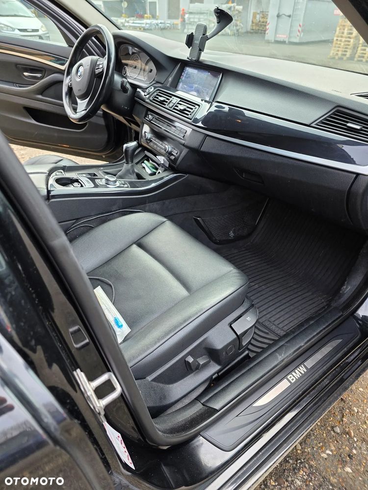 BMW Seria 5 520d Edition Fleet - 15