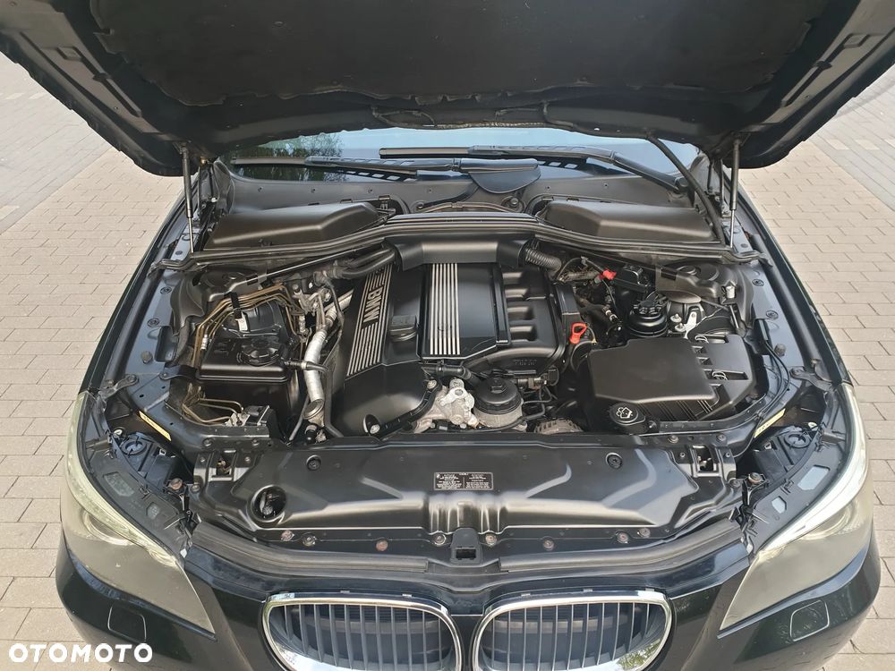 BMW Seria 5 - 24