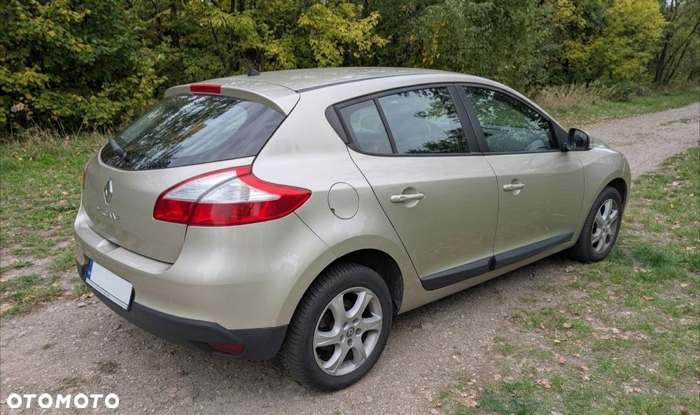 Renault Megane 2012 photo 3