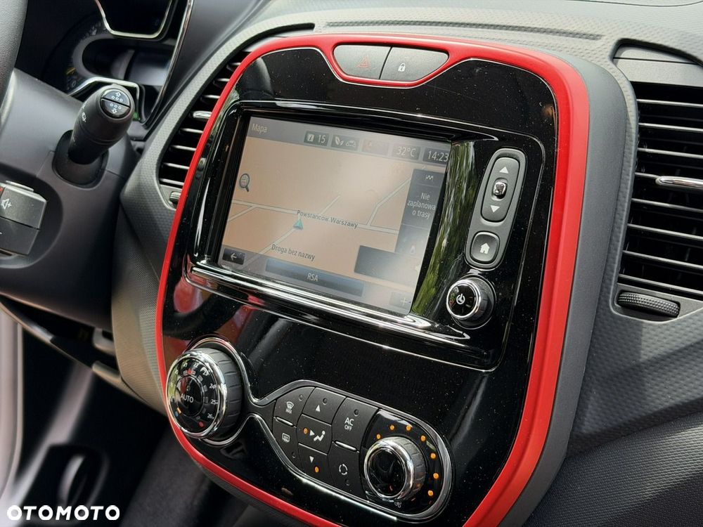 Renault Captur - 23