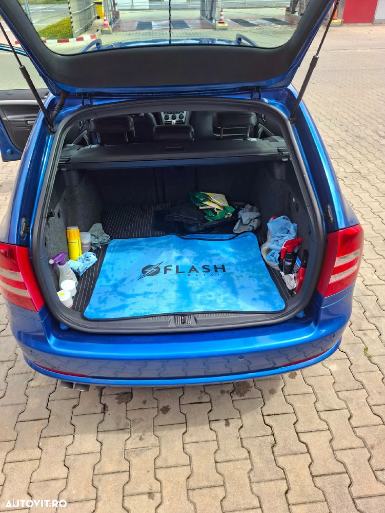 Skoda Octavia 2.0 TDI RS - 7