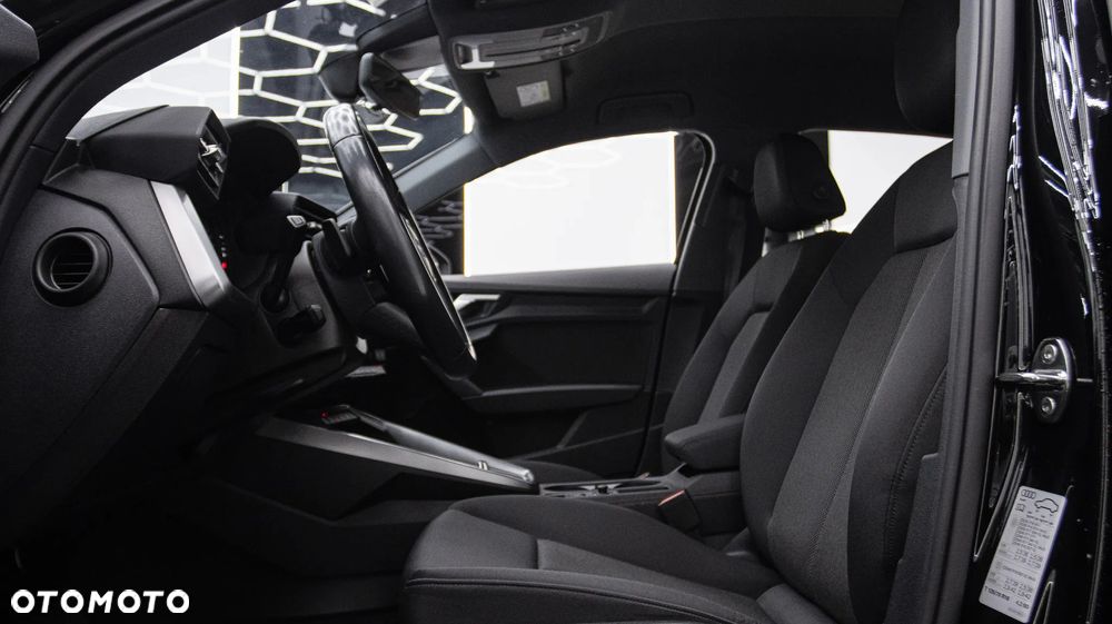 Audi A3 Sportback 35 TFSI mHEV S tronic - 14