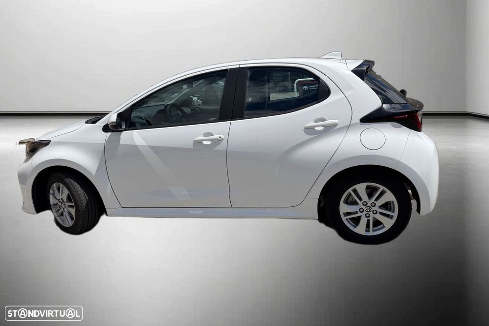 Toyota Yaris - 4