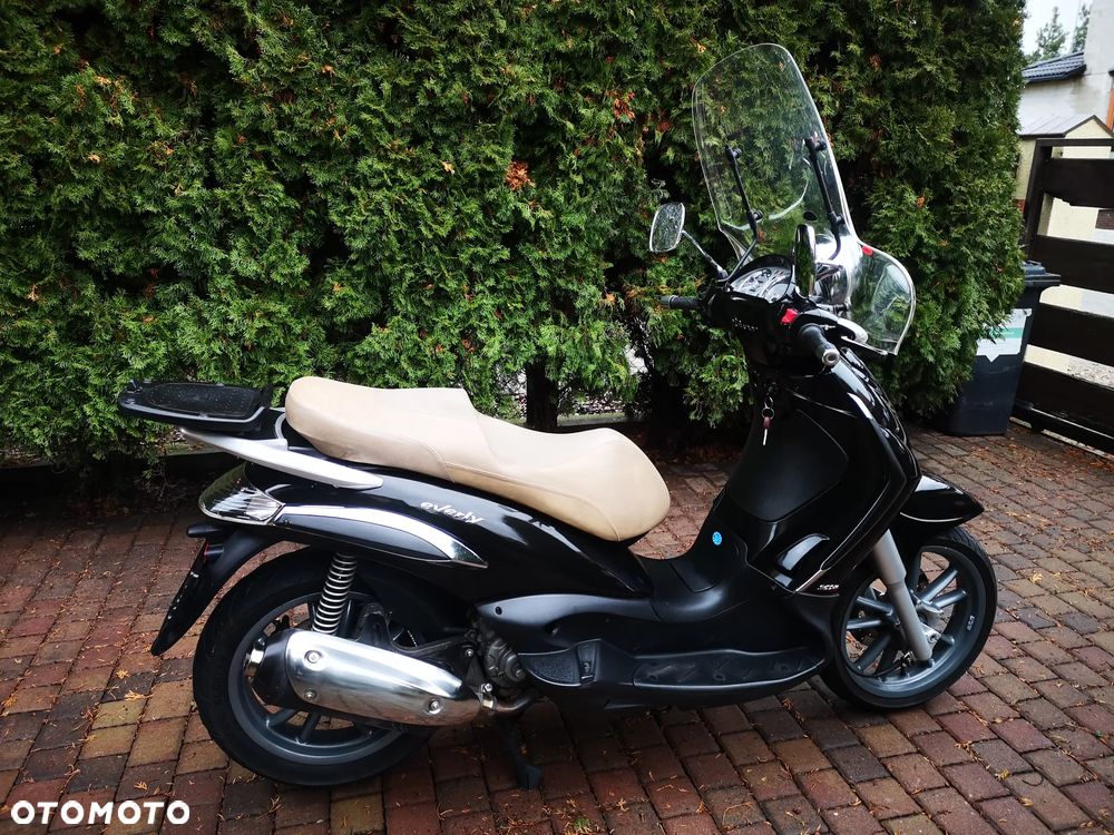 Piaggio Beverly - 10
