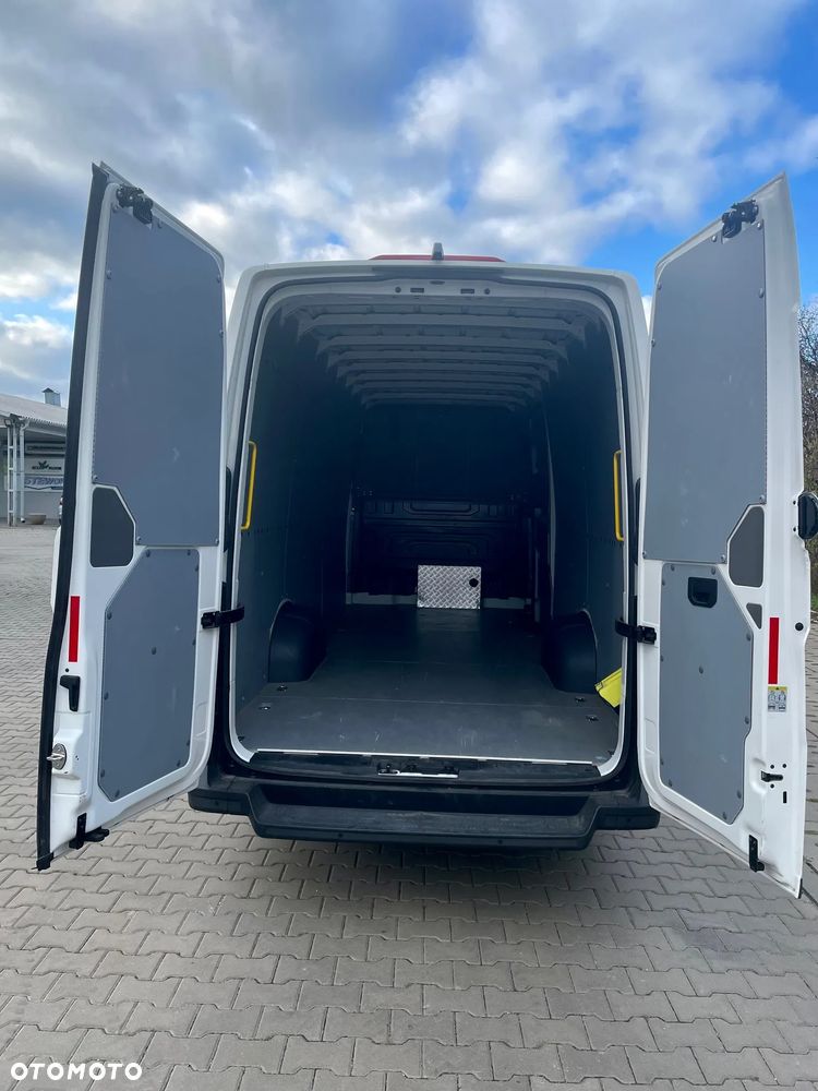 Volkswagen Crafter - 16