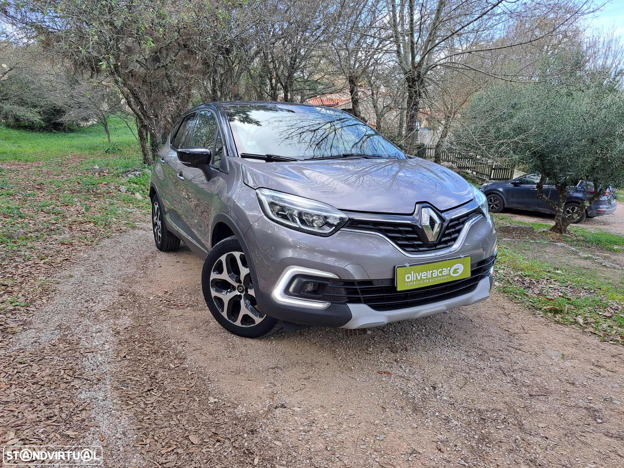 Renault Captur 0.9 TCE Exclusive - 2