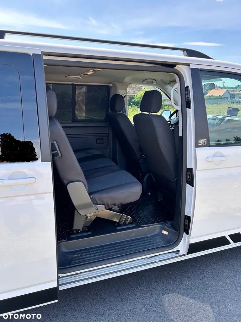 Volkswagen Caravelle 2.0 TDI L2 - 11