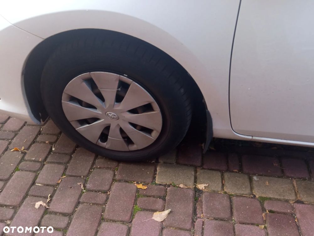 Toyota Auris - 10