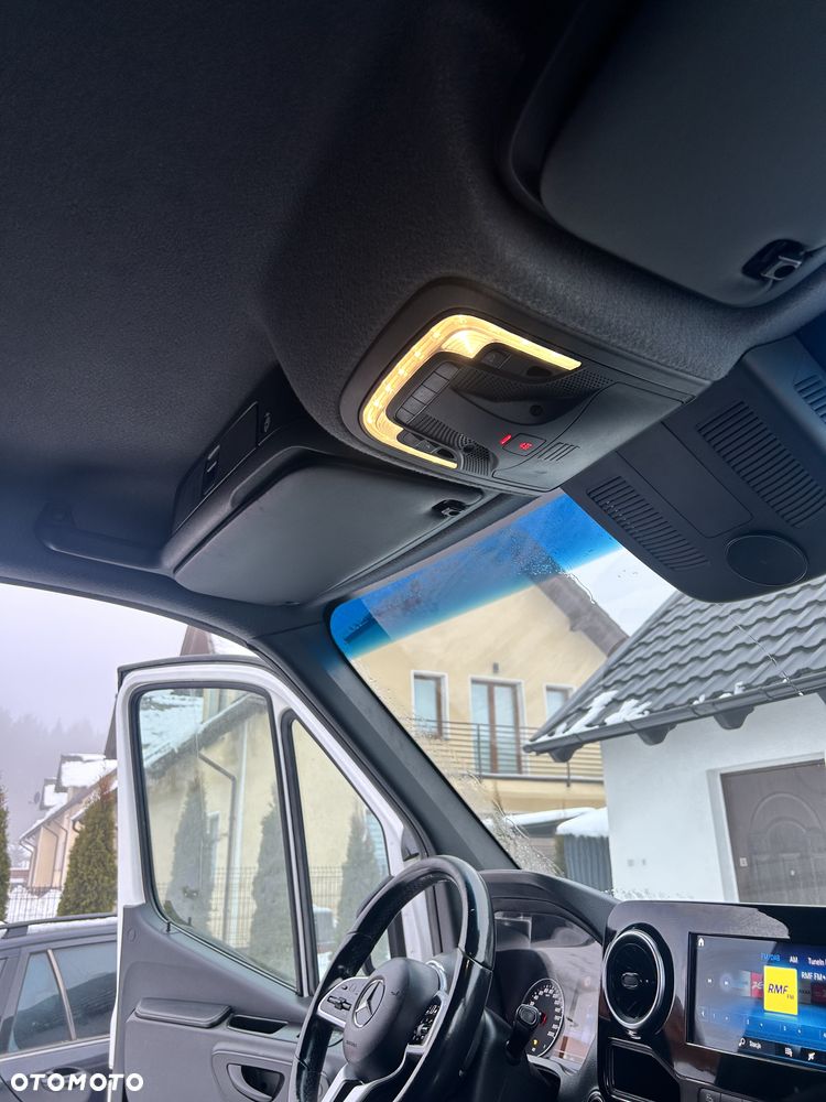 Mercedes-Benz SPRINTER - 12