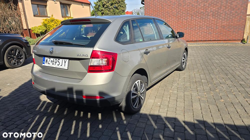 Skoda RAPID Spb 1.6 TDI DPF Active - 11