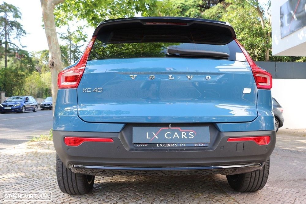 Volvo XC 40 Recharge Plus - 8
