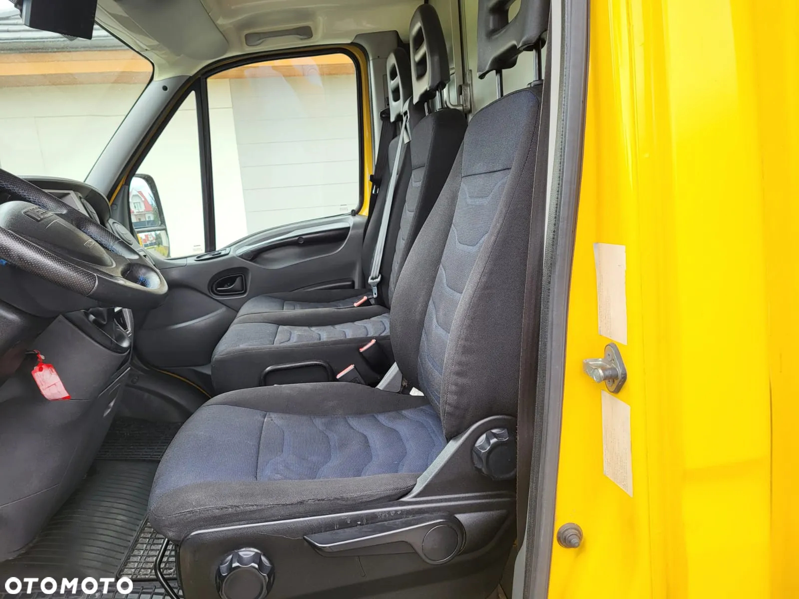 Iveco DAILY 35S11 - 15