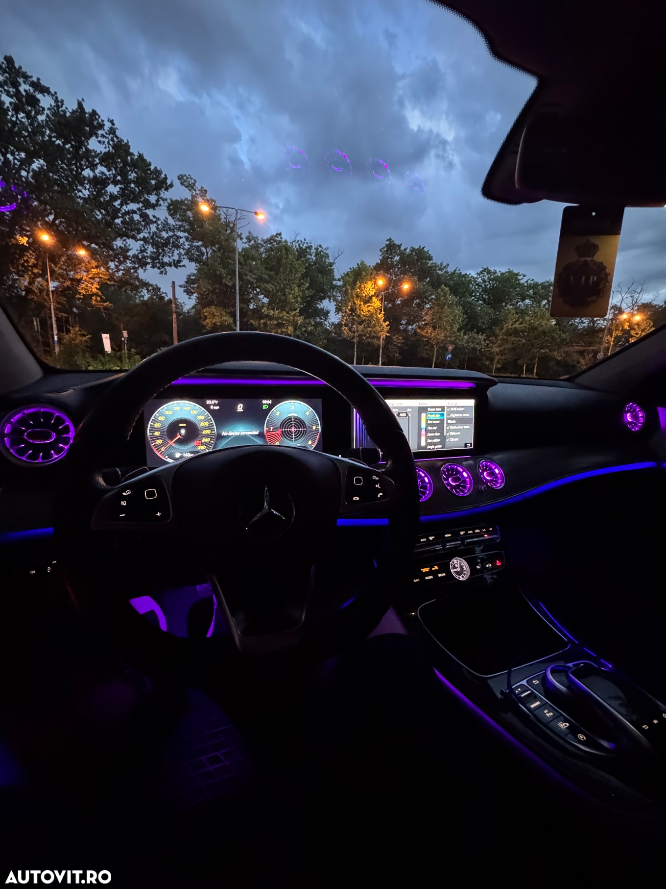 Mercedes-Benz E 220 d Aut. - 24