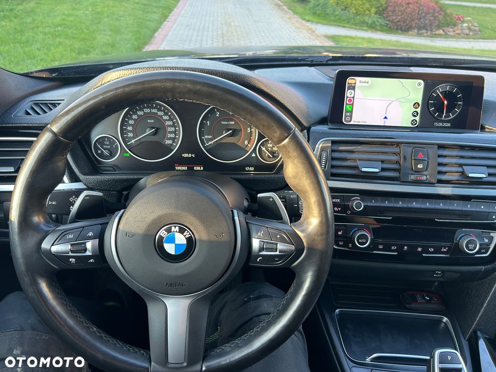 BMW Seria 3 320d M Sport - 11