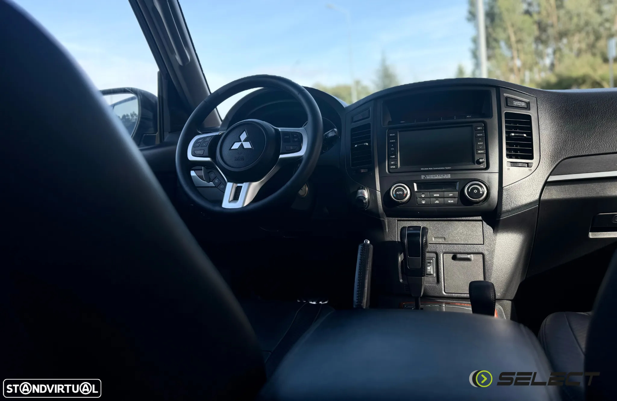 Mitsubishi Pajero 3.2 DI-D Intense CA - 27