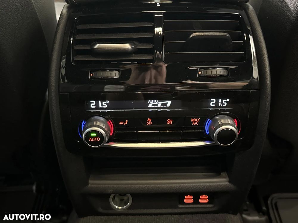 BMW Seria 5 530d xDrive AT MHEV - 27