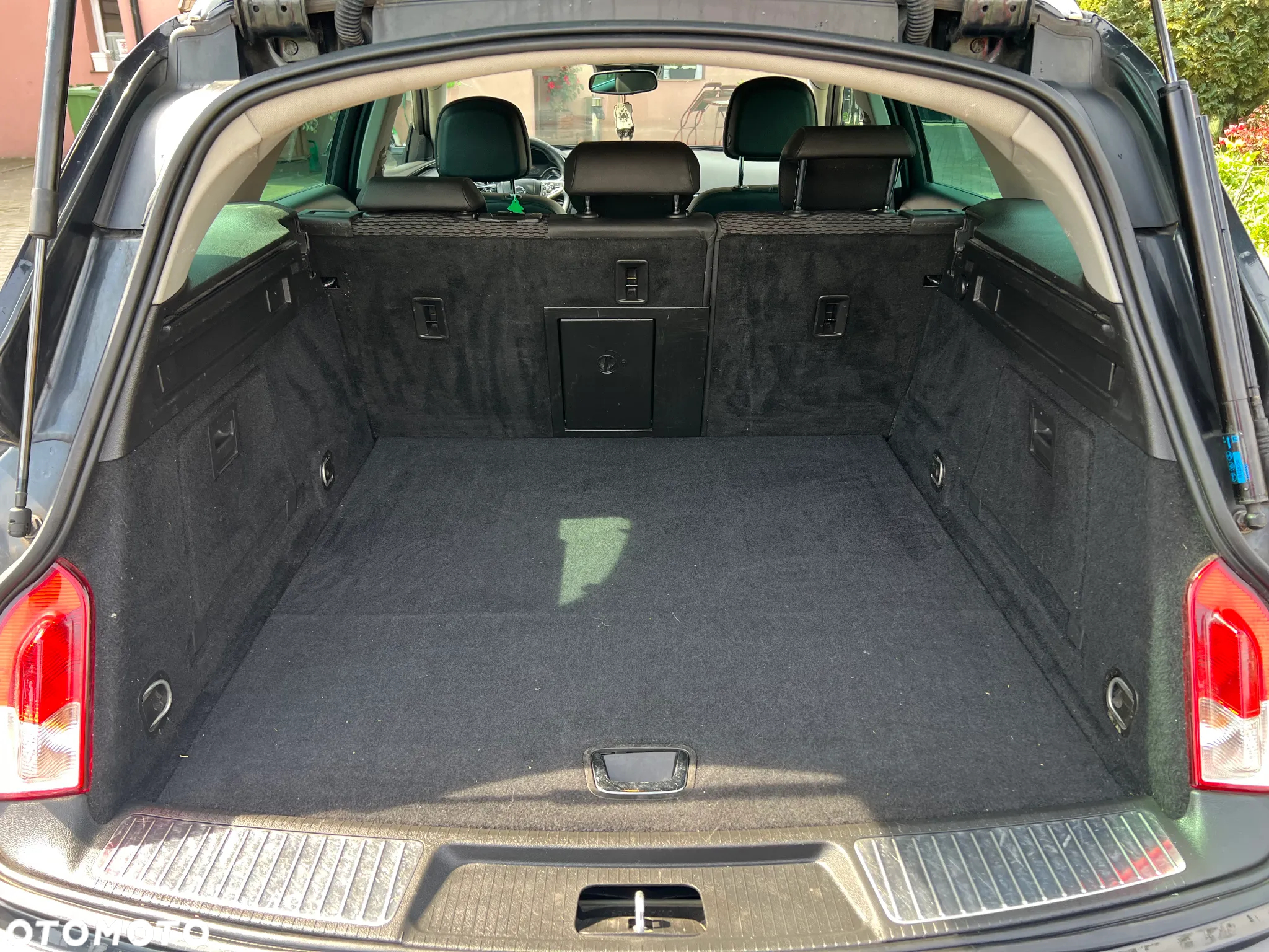 Opel Insignia 2.0 CDTI Cosmo S&S - 9
