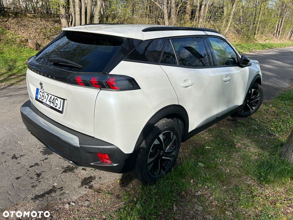 Peugeot 2008 1.2 Pure Tech GPF Allure S&S EAT6 - 4