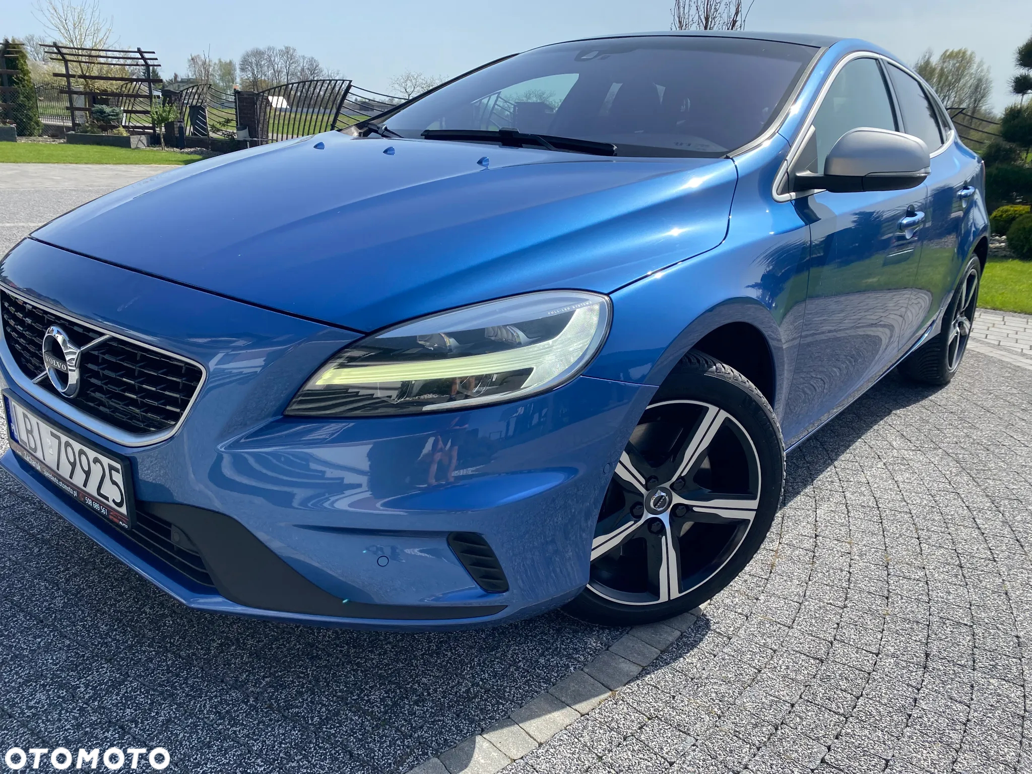 Volvo V40 D3 R Design - 3