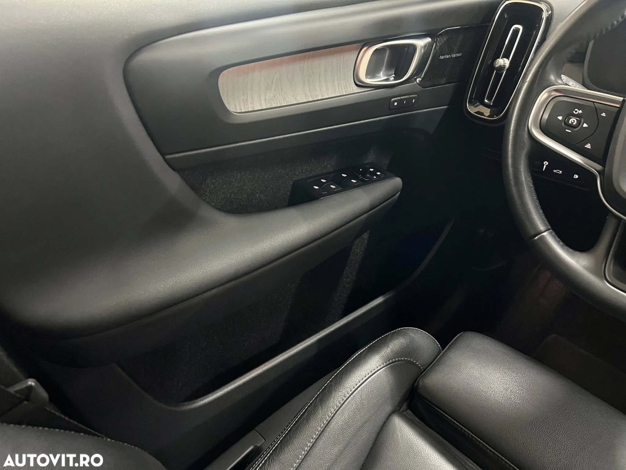 Volvo XC 40 Recharge T5 Twin Engine AT7 Inscription Expression - 17