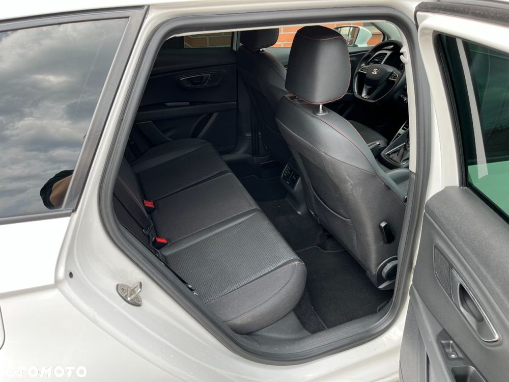 Seat Leon Sportstourer 2.0 TDI DPF DSG FR - 17