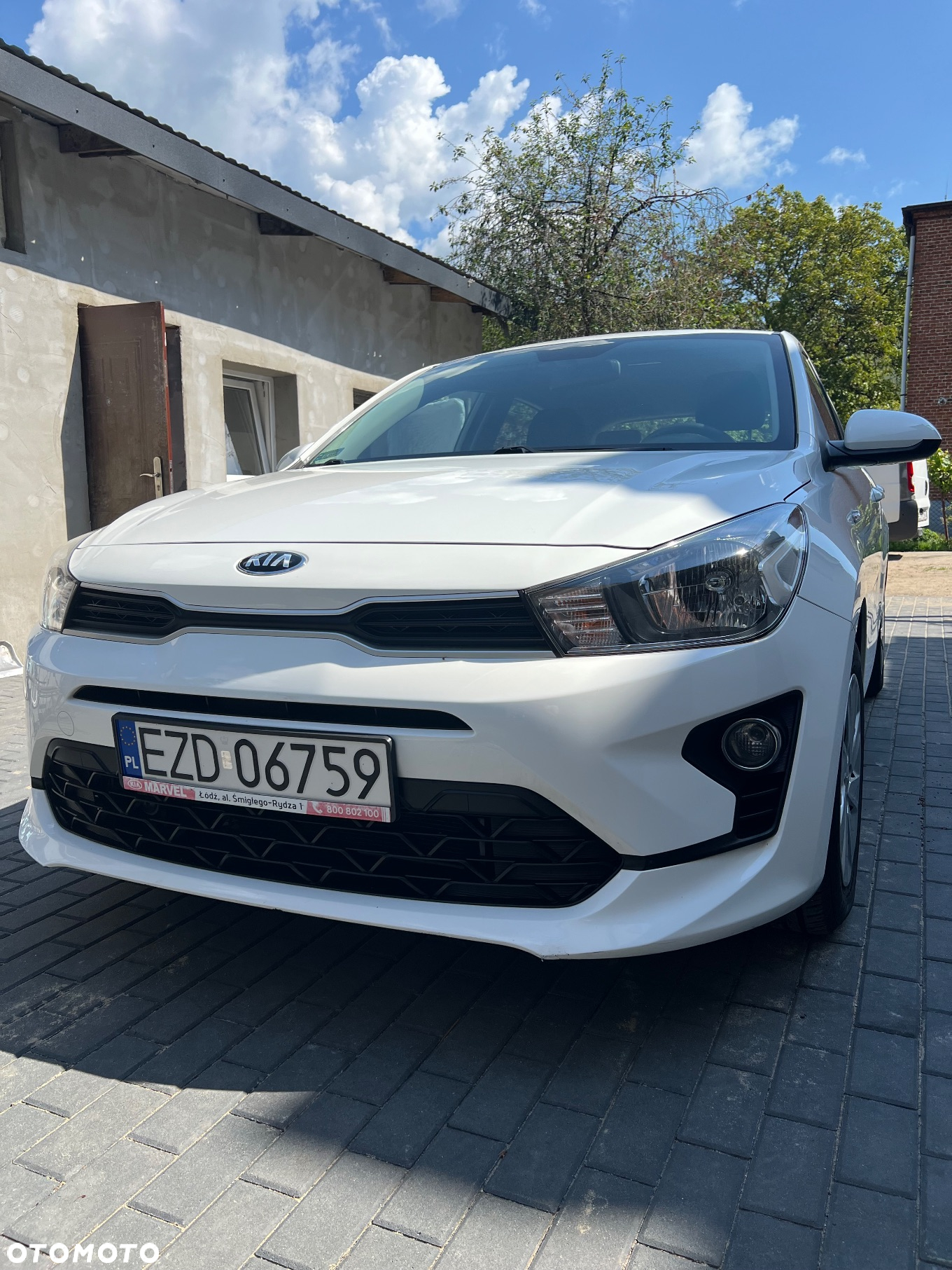 Kia Rio - 4
