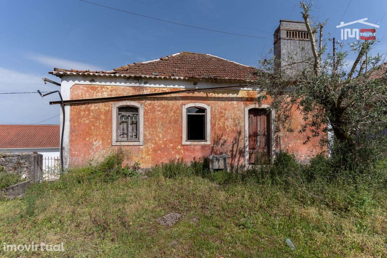 Moradia para Recuperar - Vilar dos Prazeres - Grande imagem: 4/26