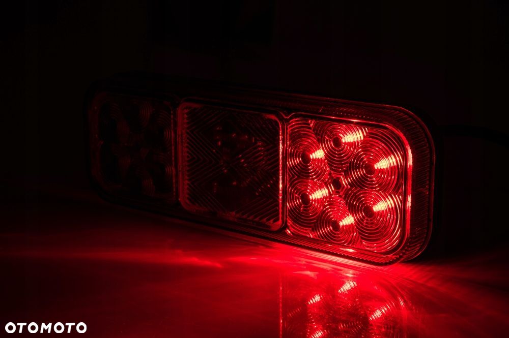 MASSEY FERGUSON LAMPA ZESPOLONA - 6