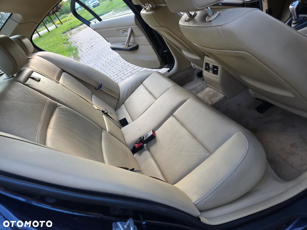 BMW Seria 3 - 19