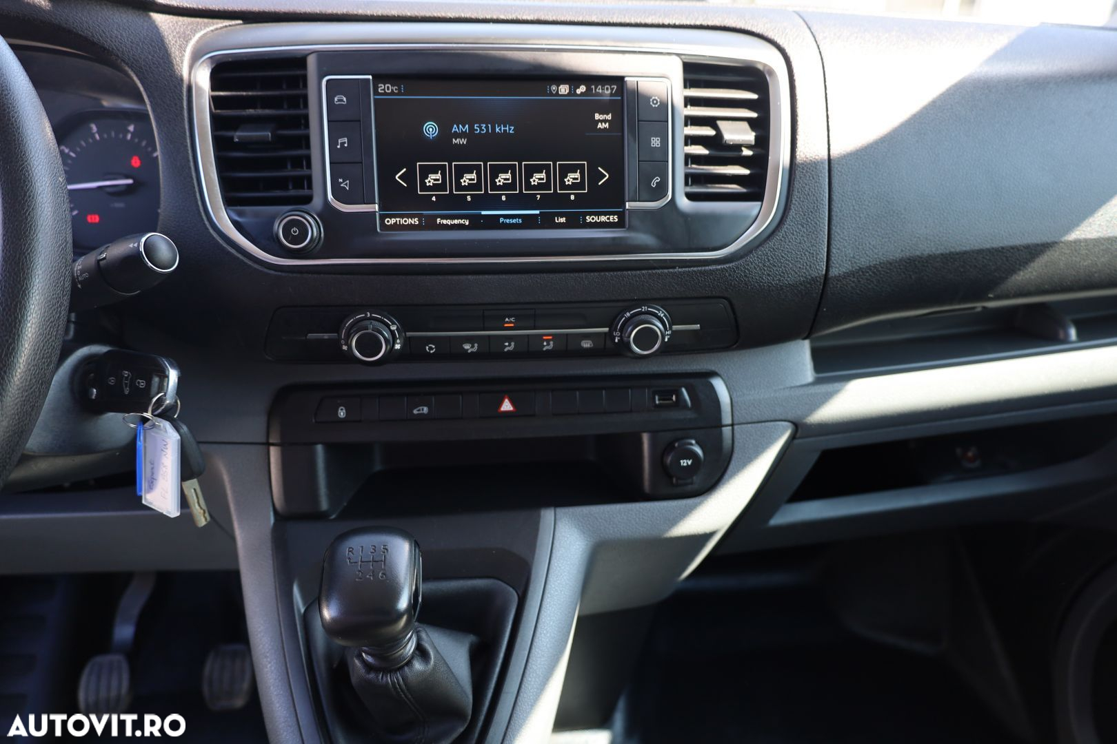 Peugeot Expert - 16