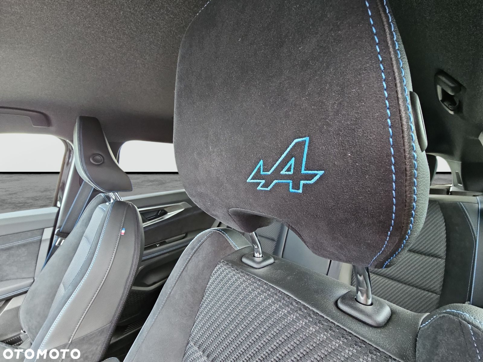 Renault Austral 1.2 E-Tech Full Hybrid 200 Iconic esprit Alpine MMT - 29