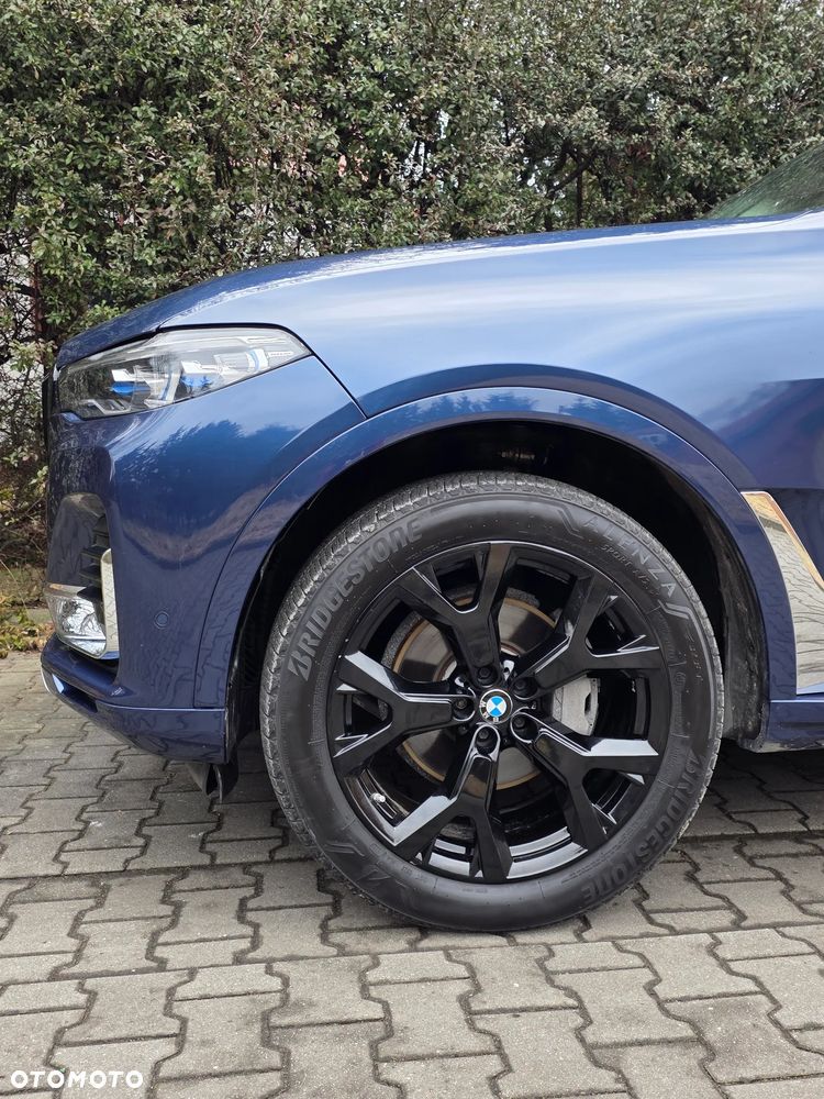 BMW X7 xDrive40i - 8