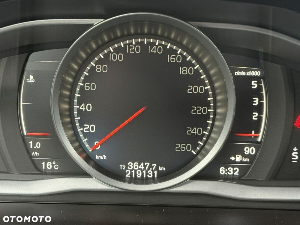 Volvo XC 60 D3 Geartronic Momentum - 15