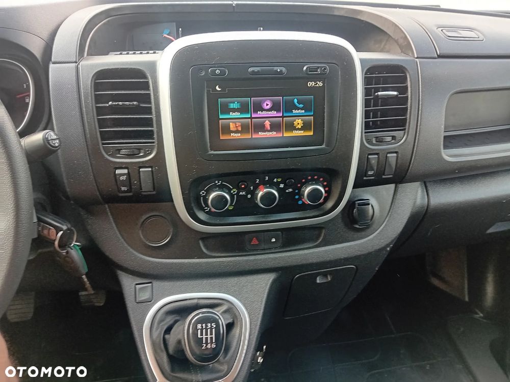Renault Trafic Pilot - 24
